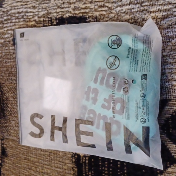 4/$40 New Green Dog Tank Top - Size Small - Picture 5 of 5